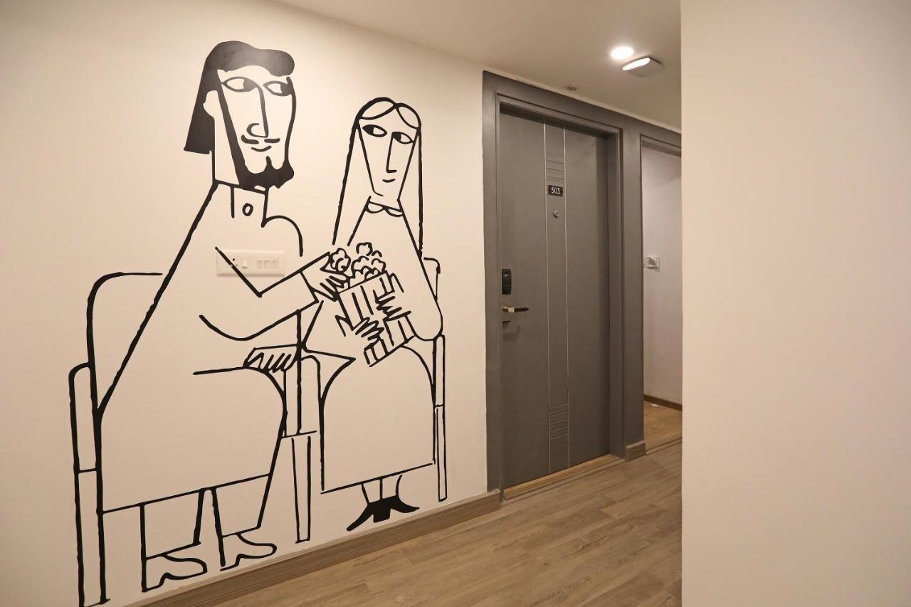 Oyo 23368 Boutique Hotel Paragon Yeni Delhi Dış mekan fotoğraf