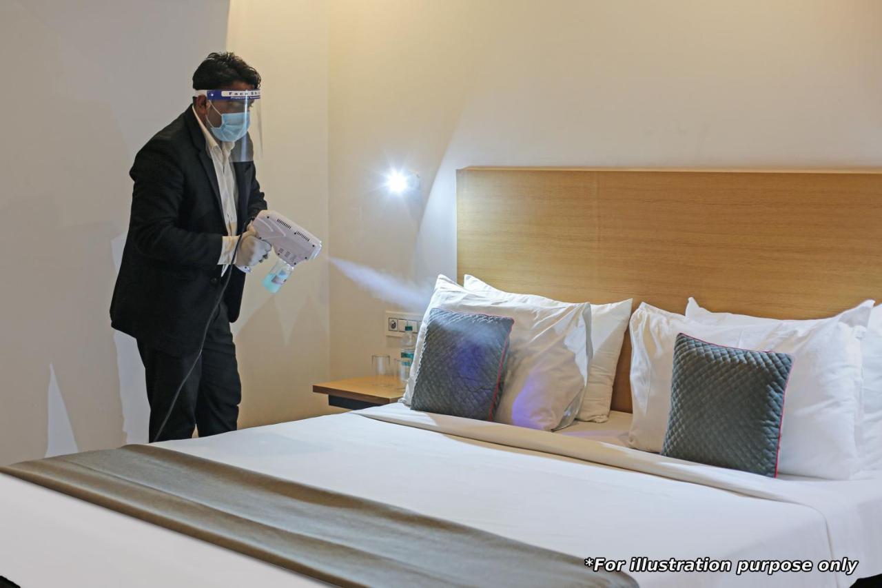 Oyo 23368 Boutique Hotel Paragon Yeni Delhi Dış mekan fotoğraf